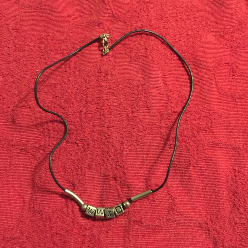 4 necklaces - Picture 11 of 13
